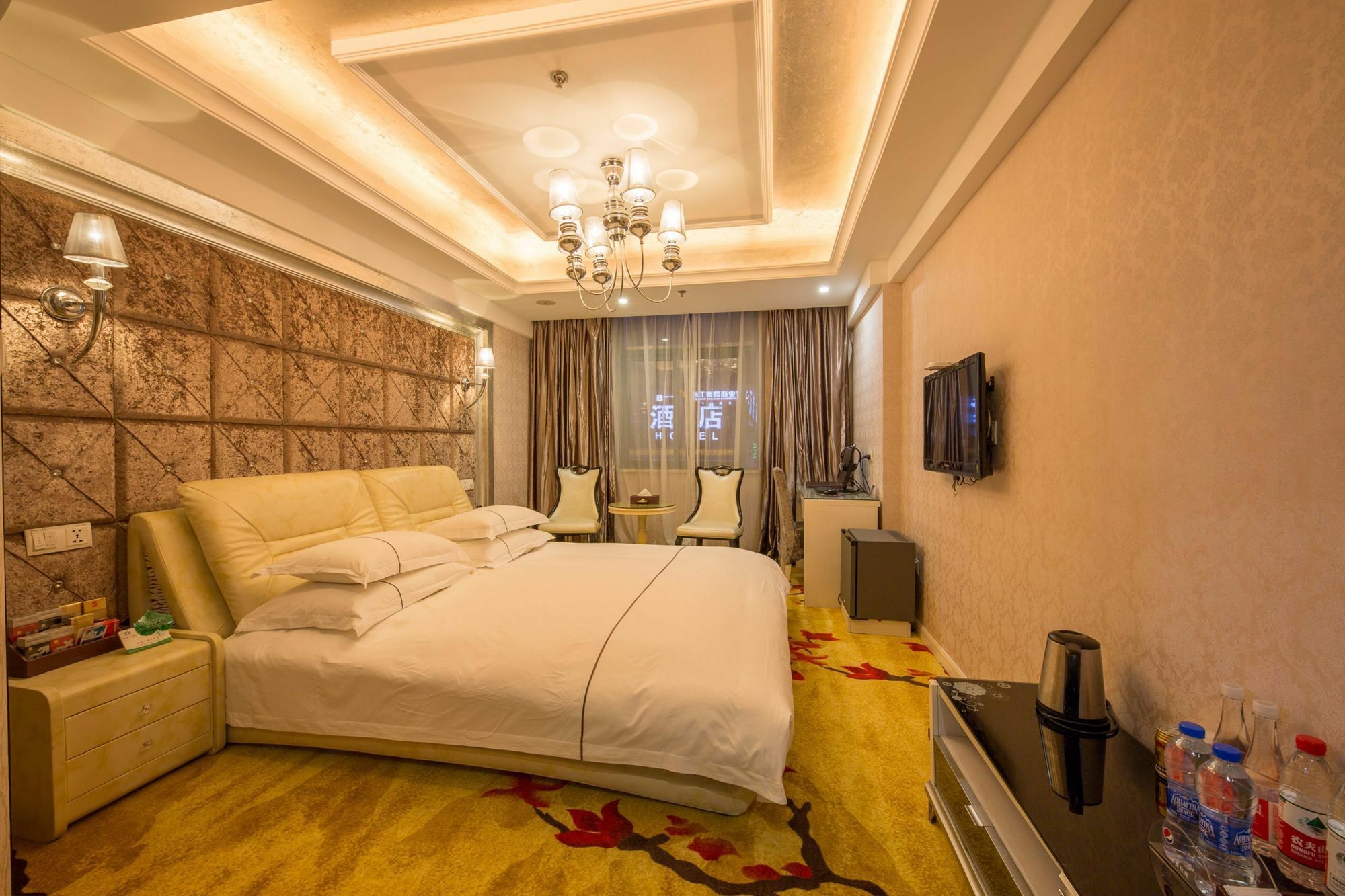 Lvgu Hotel Иу Экстерьер фото